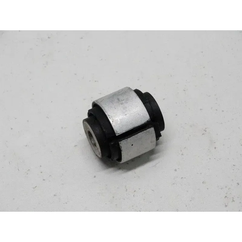 Silentbloc bras arriere