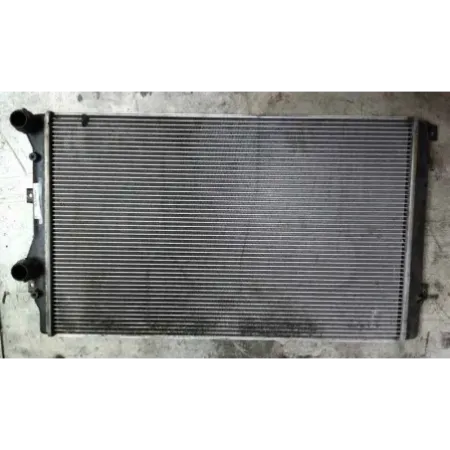 Radiateur eau volkswagen golf 5 v