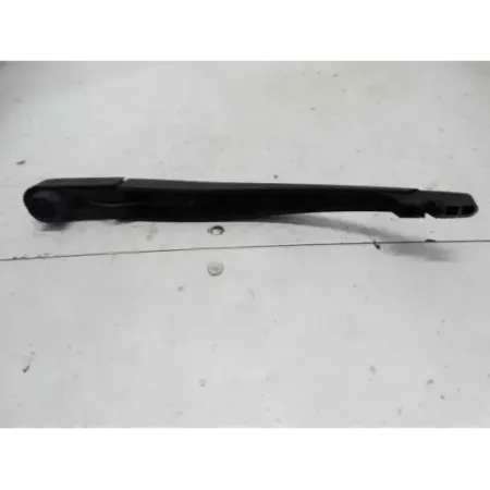 Bras essuie-glace arriere peugeot 208