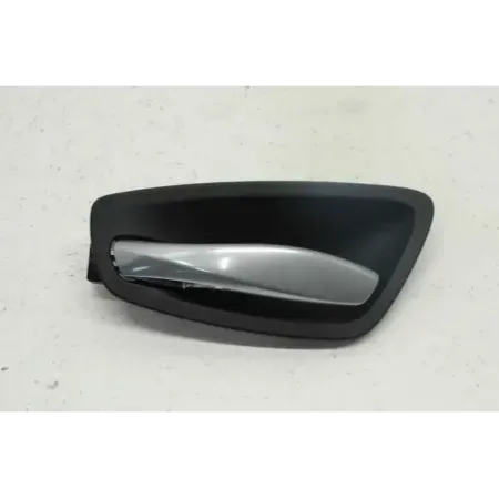Poignee interieur porte avant gauche bmw serie 1 e87/e81
