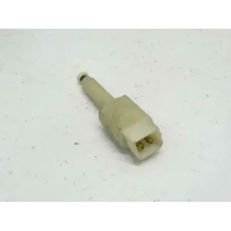 Contacteur feu de stop