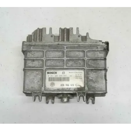 Calculateur moteur volkswagen polo 6n iii