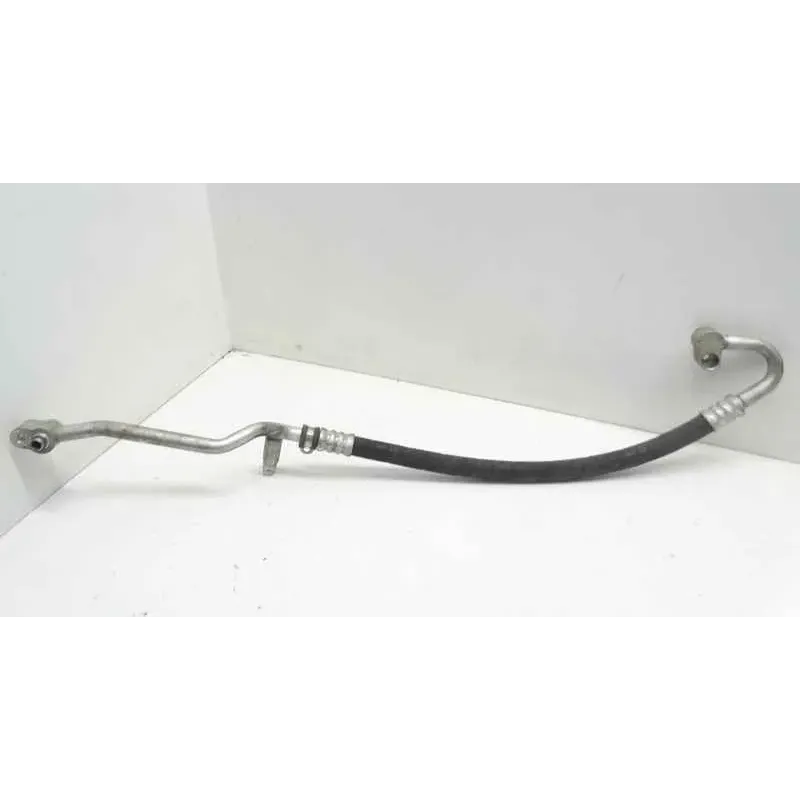 Tuyau compresseur climatisation