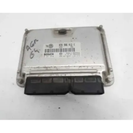 Calculateur moteur volkswagen golf 4 iv
