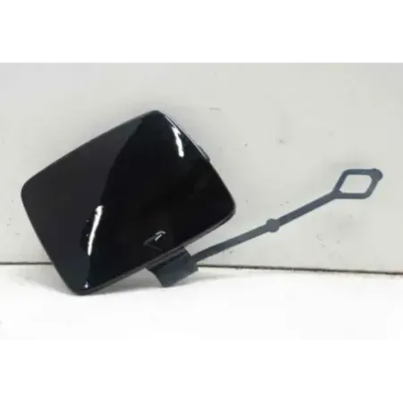 Cache anneau de remorquage arriere