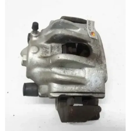 Etrier de frein avant droit