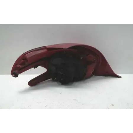 Feu arriere droit peugeot 208