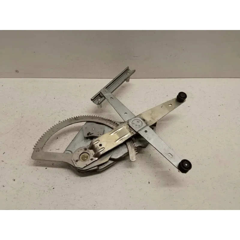 Mecanisme + moteur de leve-glace arriere droite