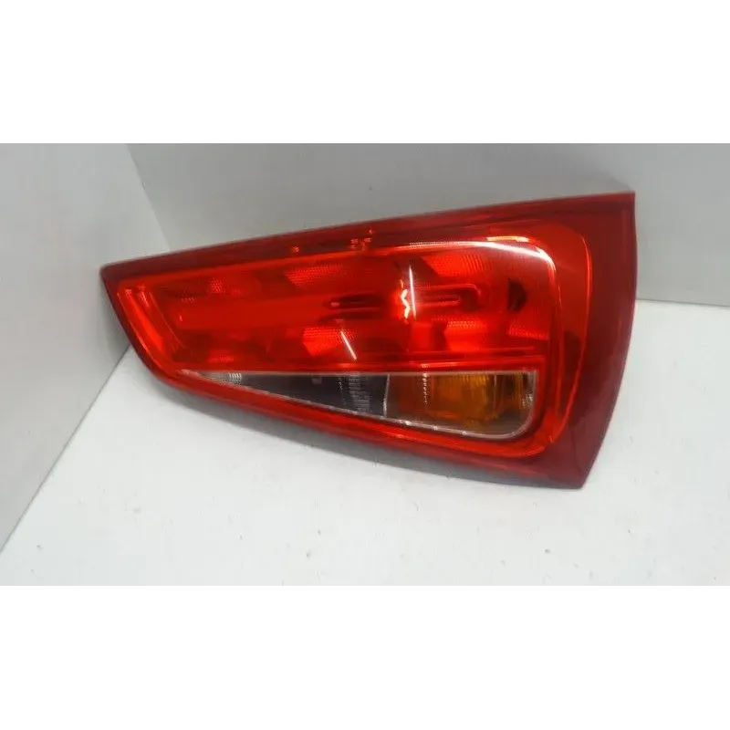 Feu arriere droit audi a1 8x