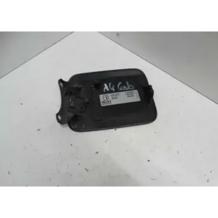 Volet de trappe carburant