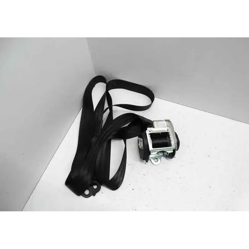 Ceinture avant droite audi a4 8e b6/b7