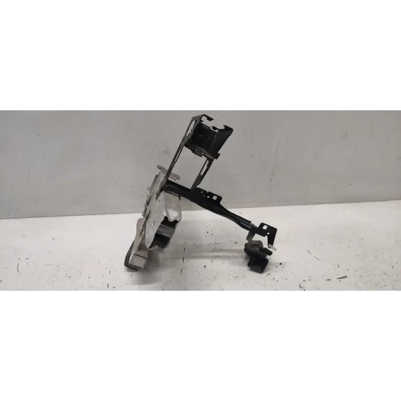 Support droit pare-choc avant bmw serie 1 f20/f21