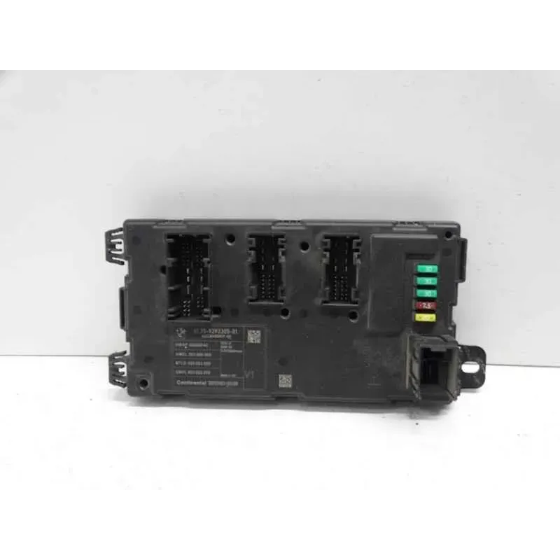 Boite a fusibles bmw serie 3 f30/f31