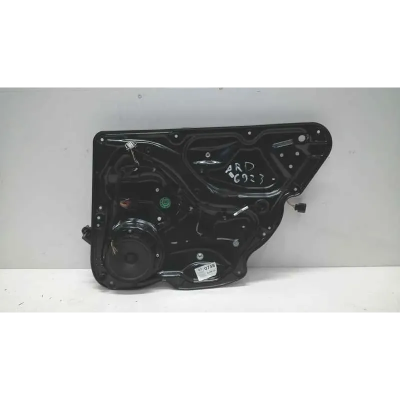 Leve-vitre arriere droit volkswagen passat 36 b7