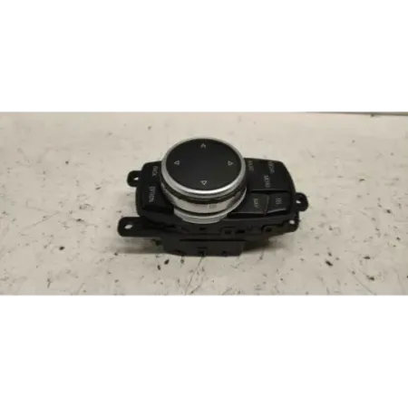 Commande navigation gps bmw serie 1 f20/f21