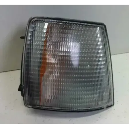 Clignotant avant droit volkswagen passat 31 b3