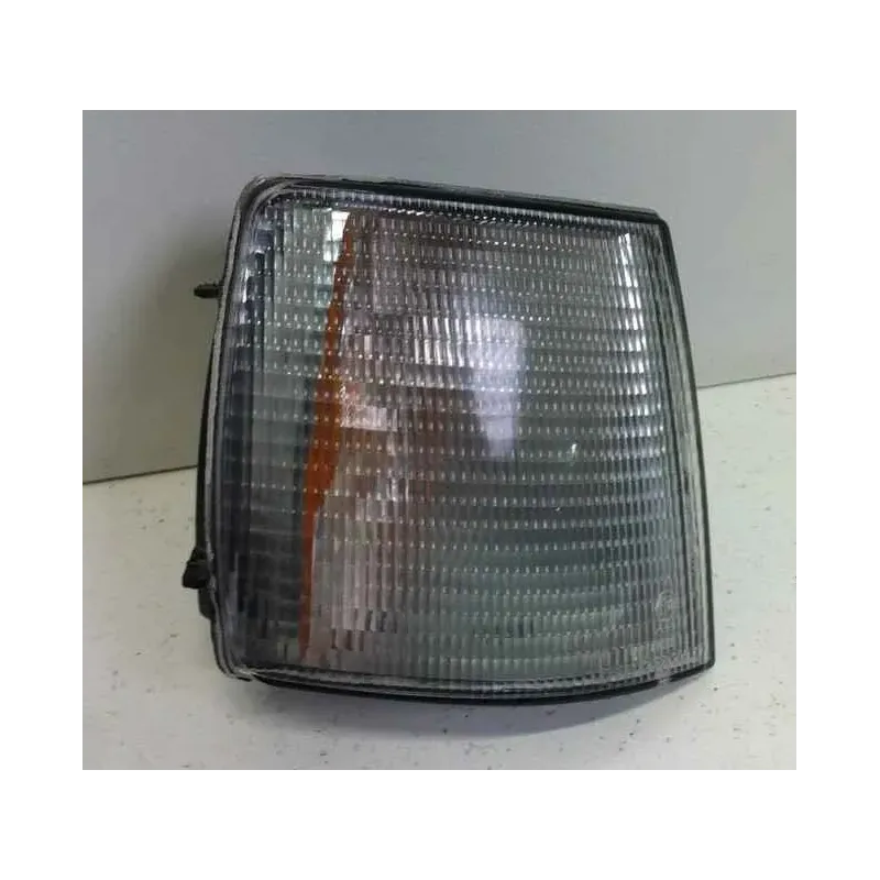 Clignotant avant droit volkswagen passat 31 b3