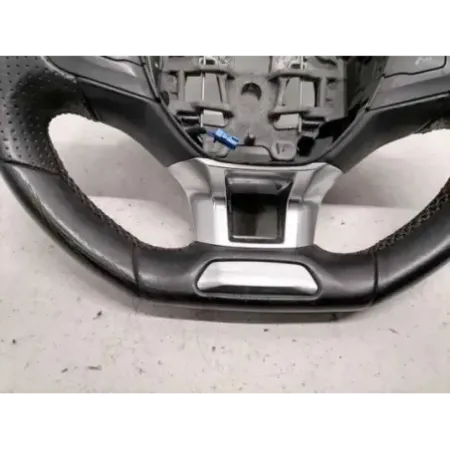 Volant direction peugeot 208