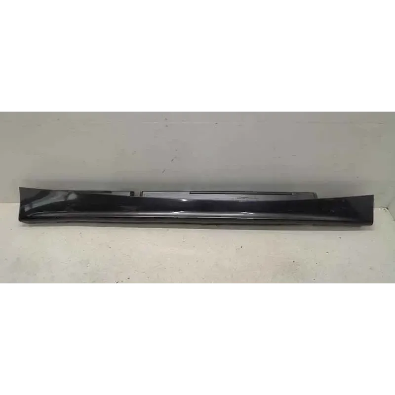 Bas de caisse droit bmw serie 1 e87/e81