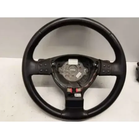 Volant direction volkswagen golf 5 v