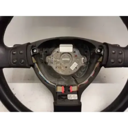 Volant direction volkswagen golf 5 v