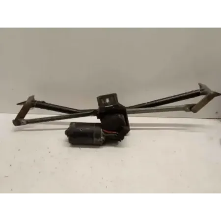 Moteur essuie-glace avant