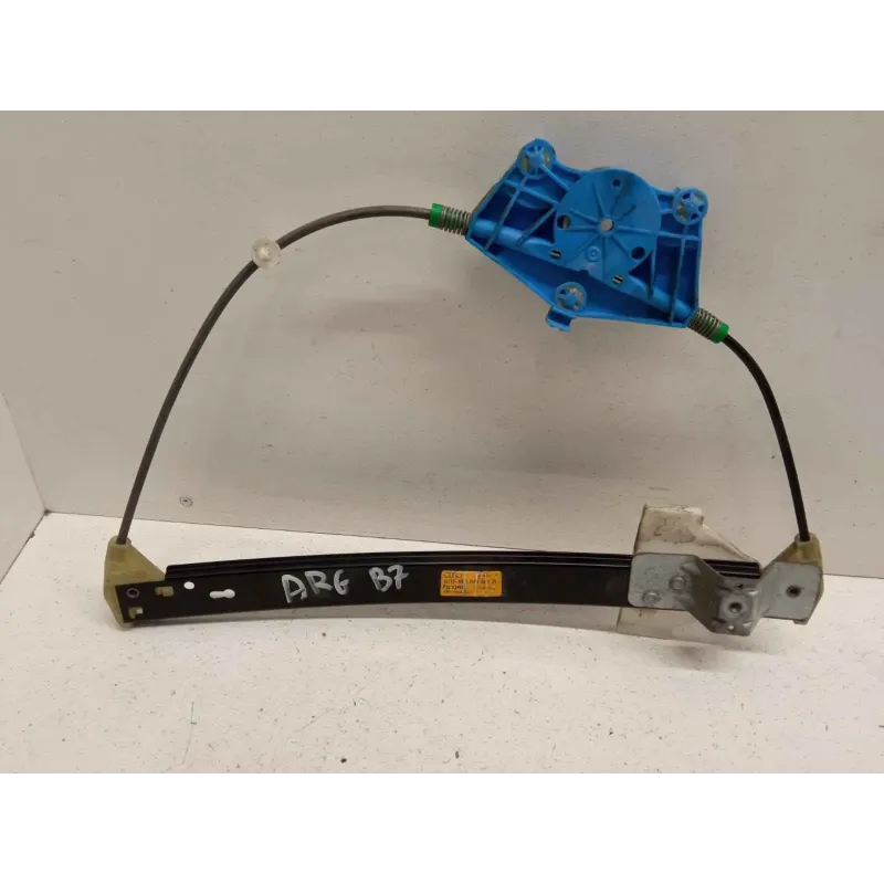 Leve-vitre arriere gauche