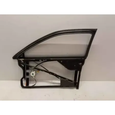 Leve-vitre avant droit