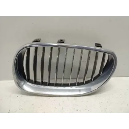 Calandre gauche bmw serie 5 e60/e61