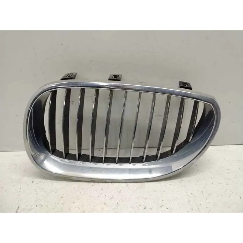 Calandre gauche bmw serie 5 e60/e61