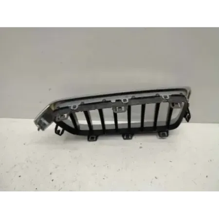 Calandre droit bmw serie 3 f30/f31