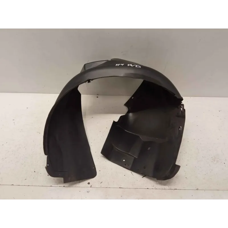 Pare-boue aile avant droite