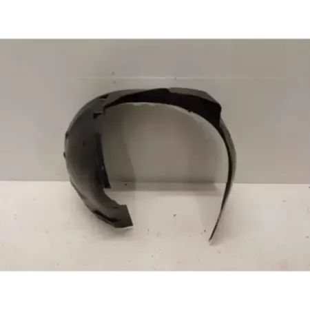 Pare-boue aile avant droite