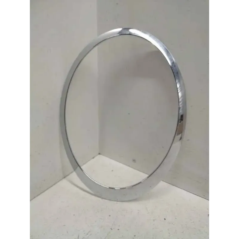 Enjoliveur de phare droit mini clubman r55