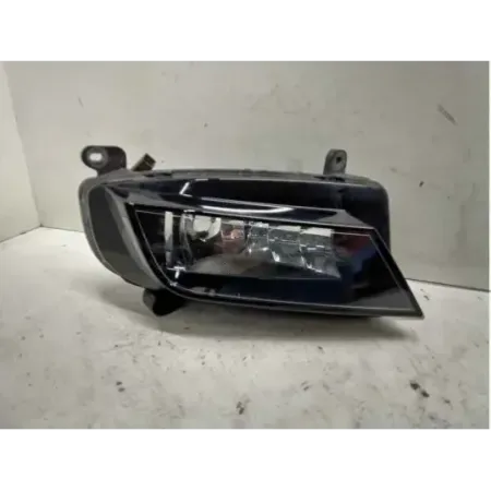 Phare anti-brouillard gauche audi a4 8k b8