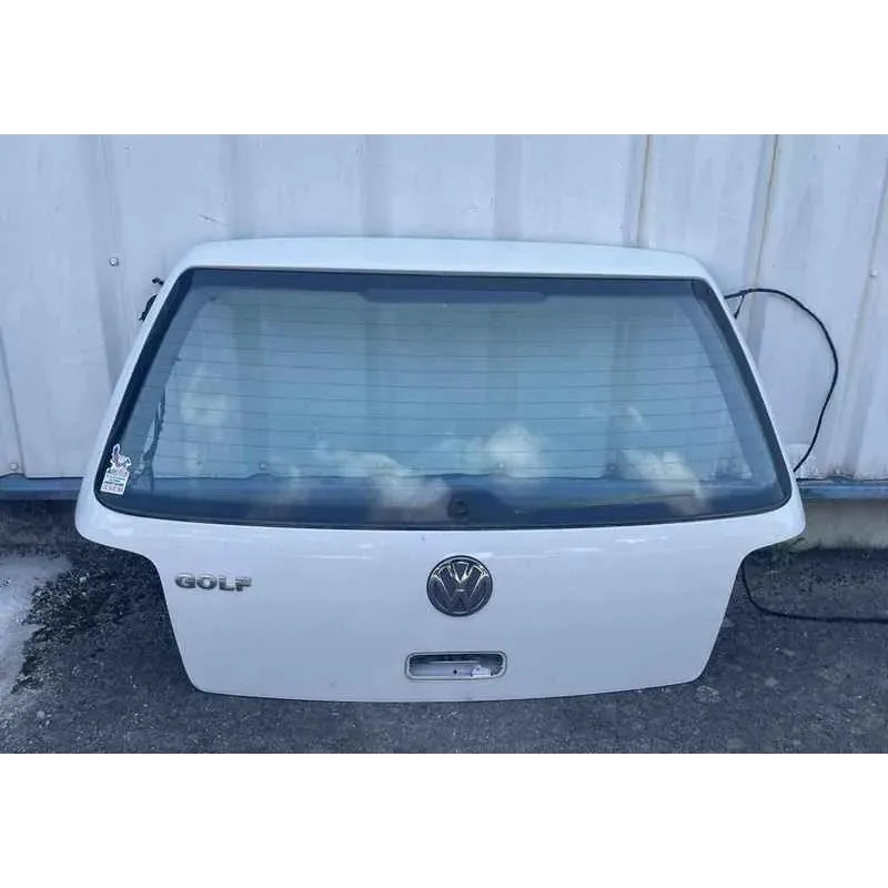 Malle / hayon / coffre volkswagen golf 4 iv