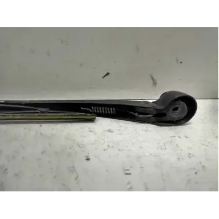 Bras essuie-glace arriere volkswagen golf 4