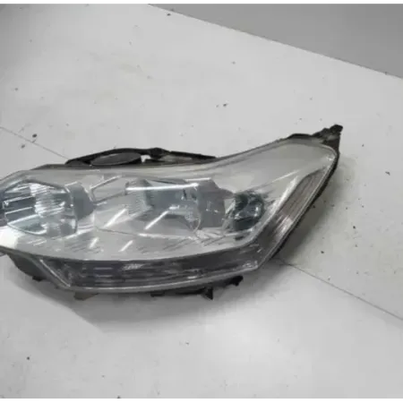Phare droit citroen c5