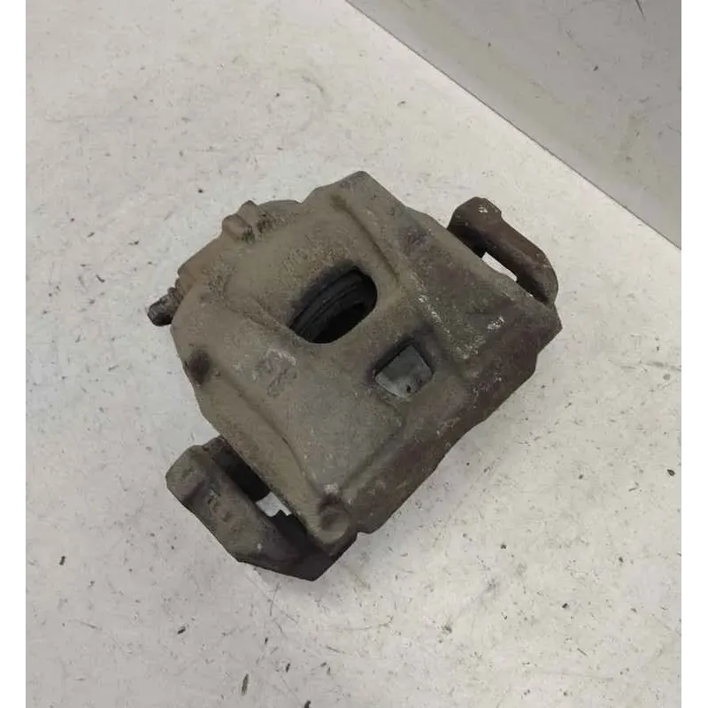 Etrier de frein avant gauche audi a4 8k b8