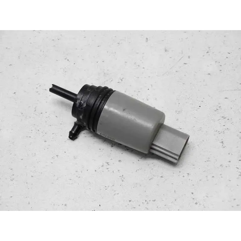 Pompe lave-glace avant bmw serie 5 e60/e61