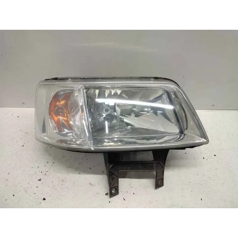Phare droit volkswagen t5