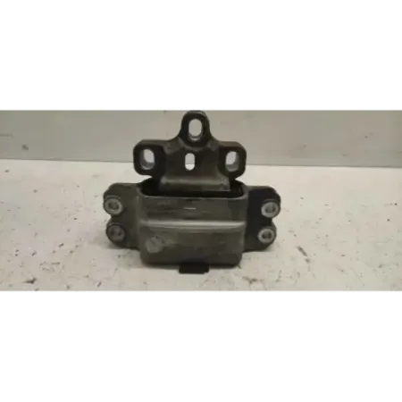 Support boite de vitesse audi a3 8p