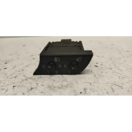 Commande eclairage audi a4 8e b6/b7