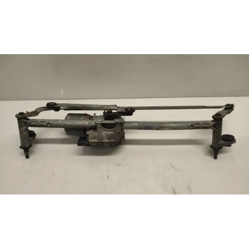 Moteur essuie-glace avant volkswagen jetta 3