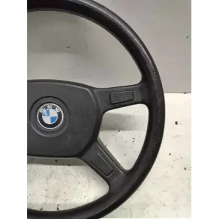 Volant direction bmw serie 3 e30