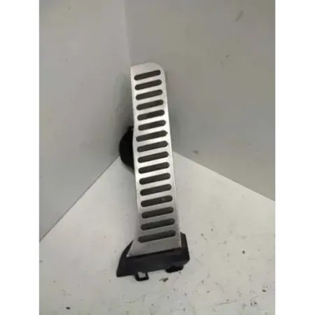 Pedale accelerateur volkswagen golf 5 v