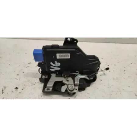 Serrure porte avant gauche volkswagen golf 5 v