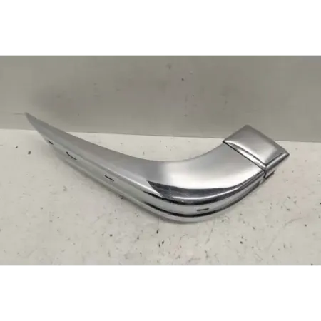 Cross de pare choc avant droit