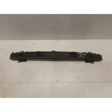 Renfort pare-choc avant