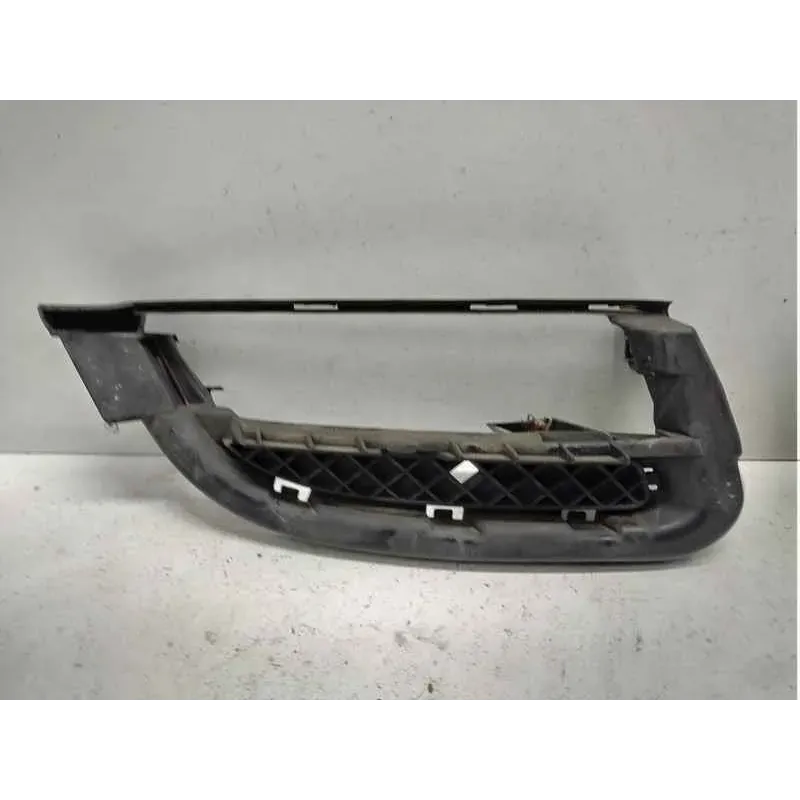 Support phare anti-brouillard droit bmw serie 1 e82/e88